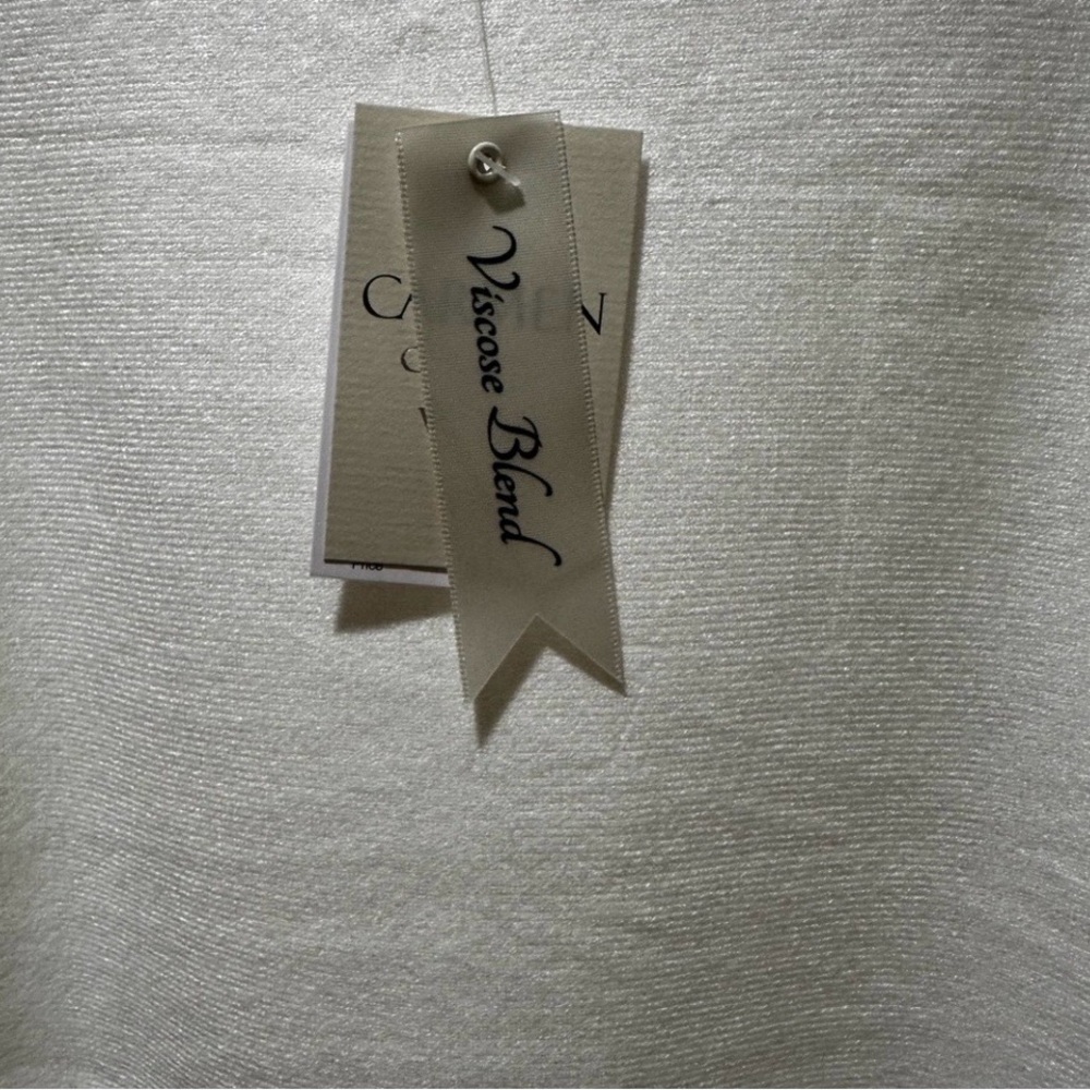 NWT Carmen Marc Valvo White Sweater with Silver Stud Accents - Picture 5 of 7
